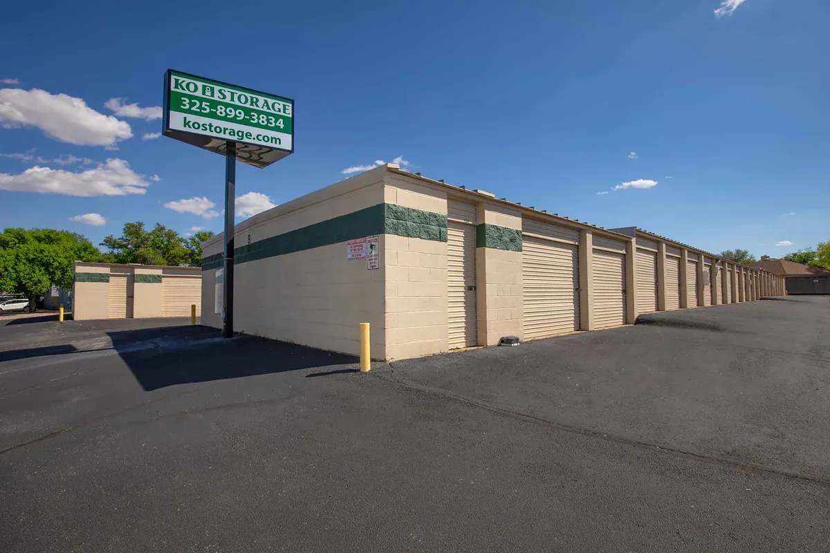 ko storage sign by storage unit building