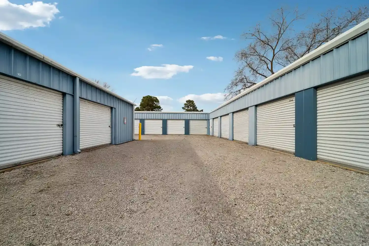 Storage facility exterior driveway