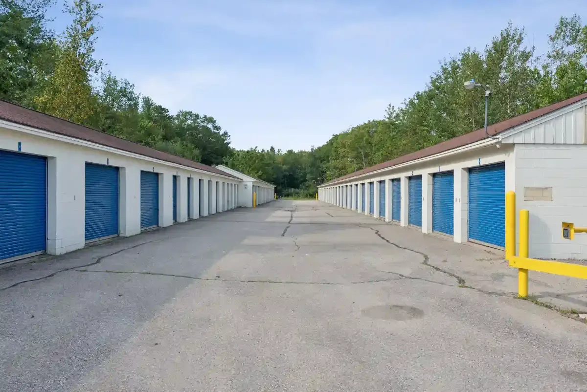 Drive up units at KO Storage