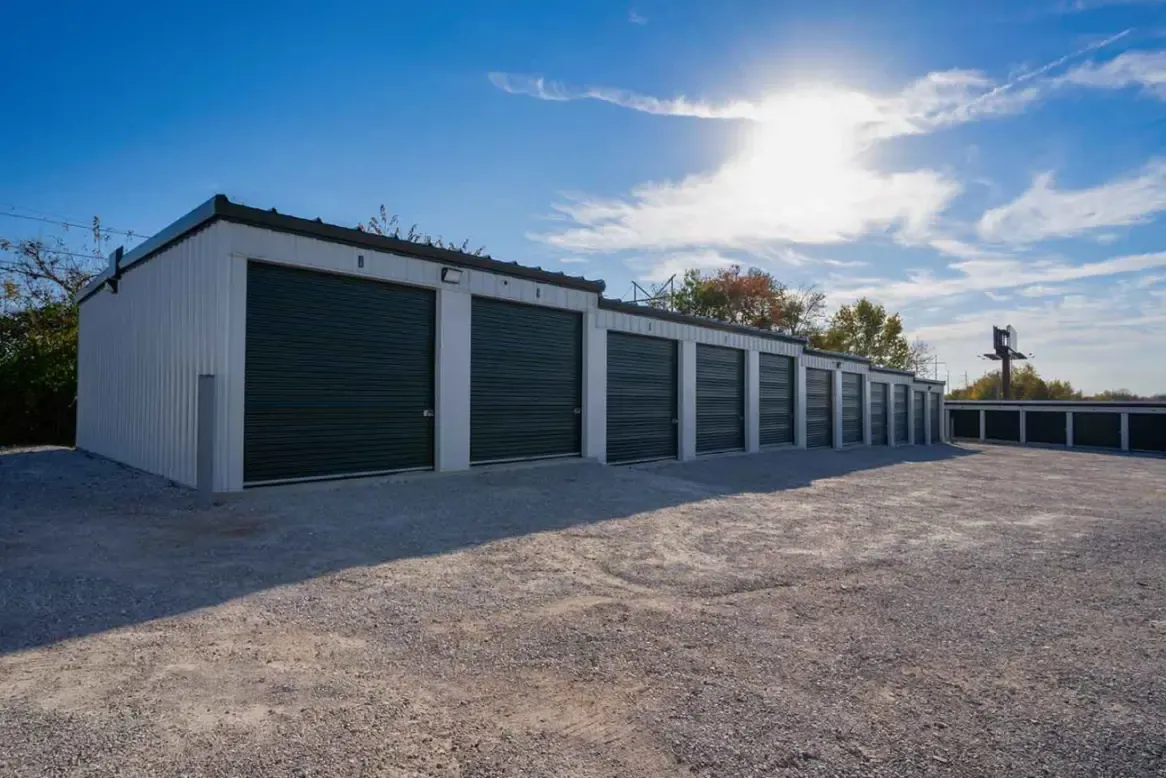 Drive up units at KO Storage