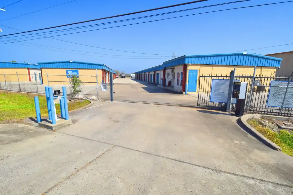 Security gate at KO Storage