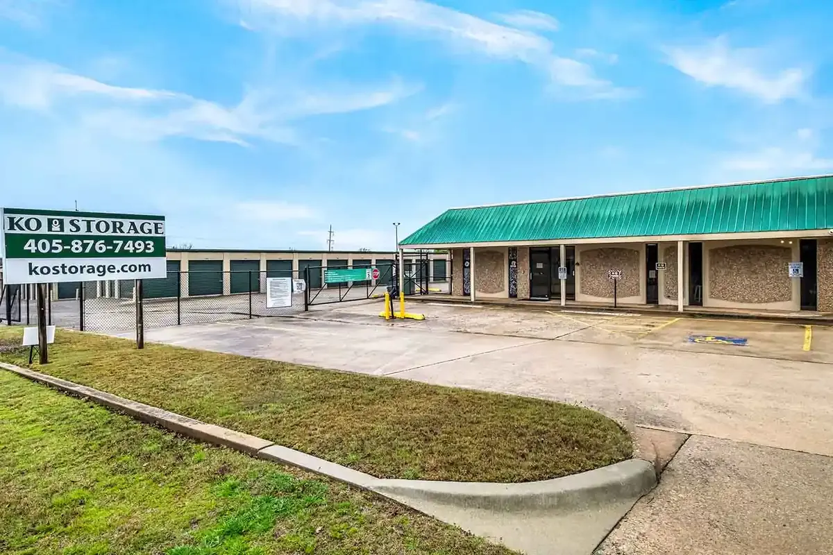 Gated storage facility