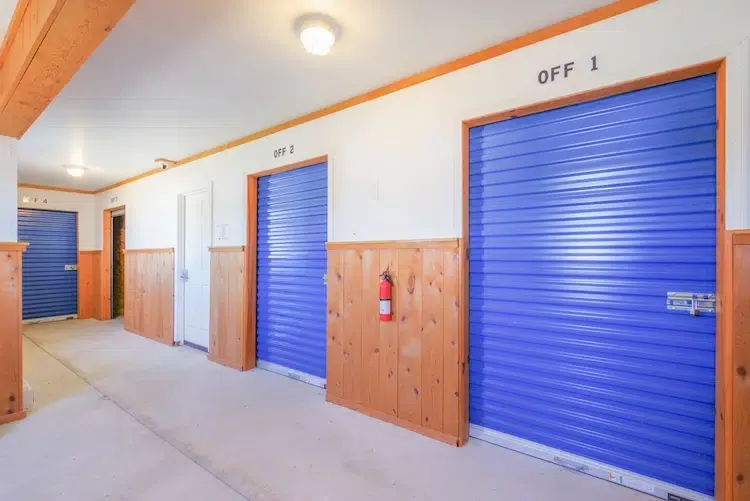 Two smaller interior storage units.
